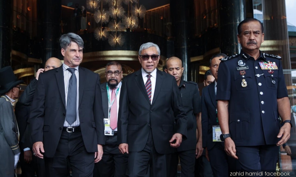 Islamofobia di AS: Zahid petik dialog filem Shah Rukh Khan