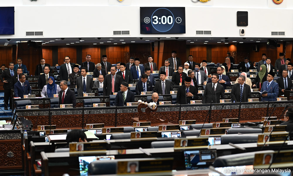 C4抨国盟抵制辩论,怀疑“夸张反应”背后有原因