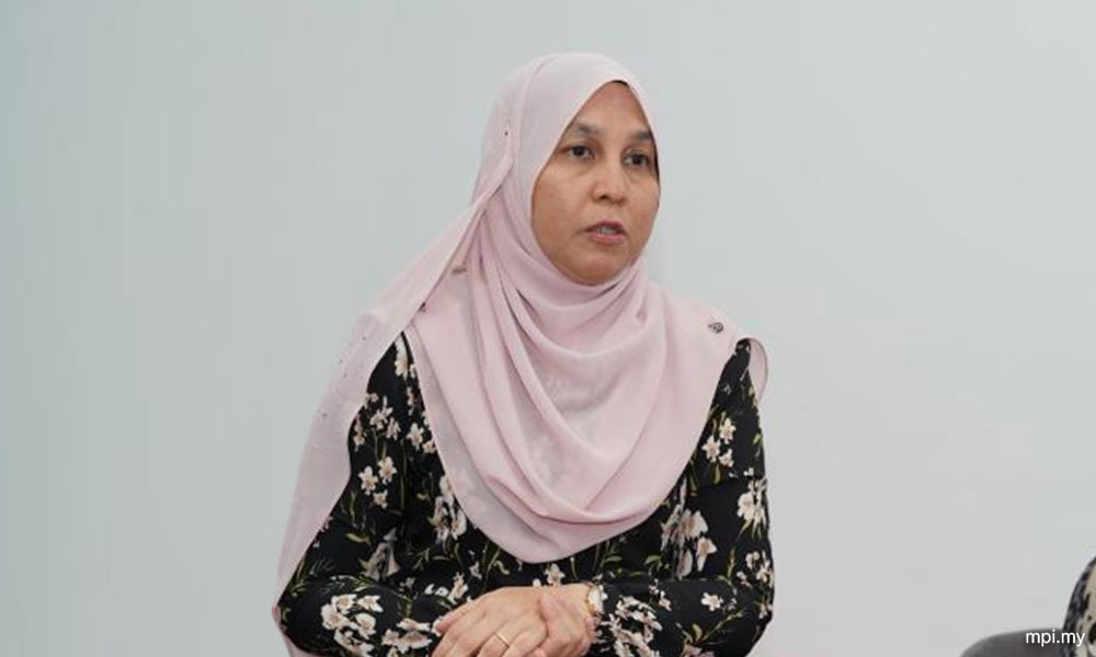 Rozita Waty discharges duty as Finas CEO
