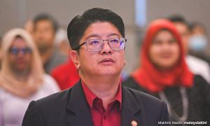 Who will replace Ewon at Entrepreneur Ministry?