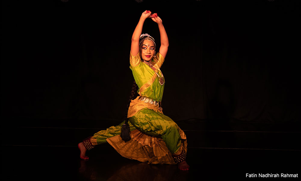 Nadhirah To Show Off Her Bharatanatyam On Quest To Master Dance