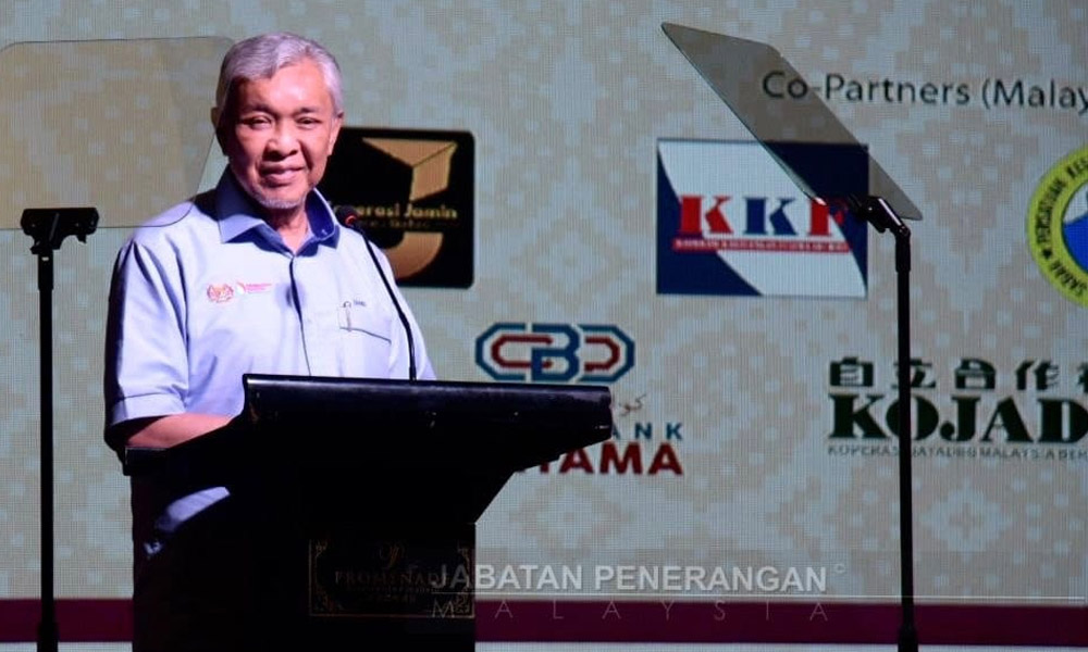 Govt to introduce new battery-powered solar system in rural areas