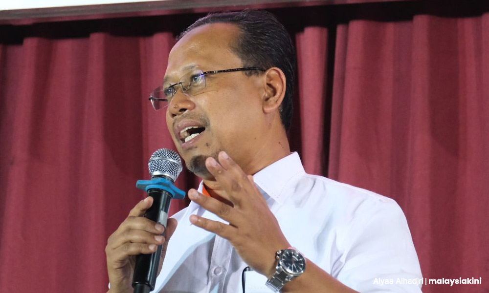 Harapan's Pulai candidate moots special lane for voters in S'pore