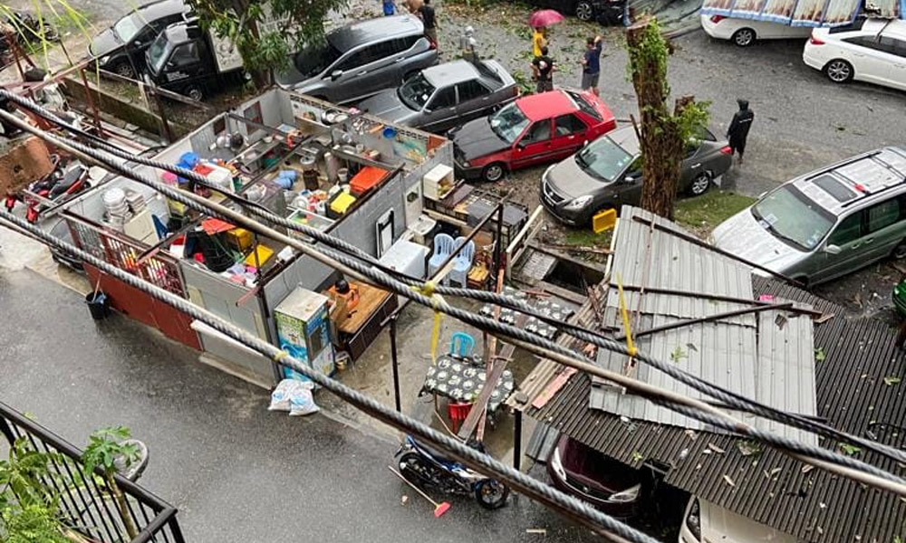 Thunderstorm wreaks havoc in Taman Ampang Hilir