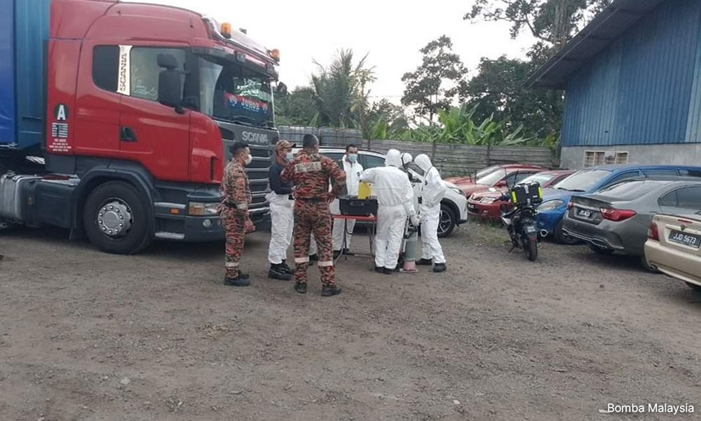 Johor villagers complain of foul smell causing students to vomit