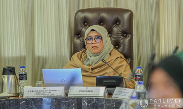 PAC Memanggil Menteri Kewangan II, Amir Hamzah, Beri Keterangan Mengenai Isu Jual Saham MAHB yang Sensitif