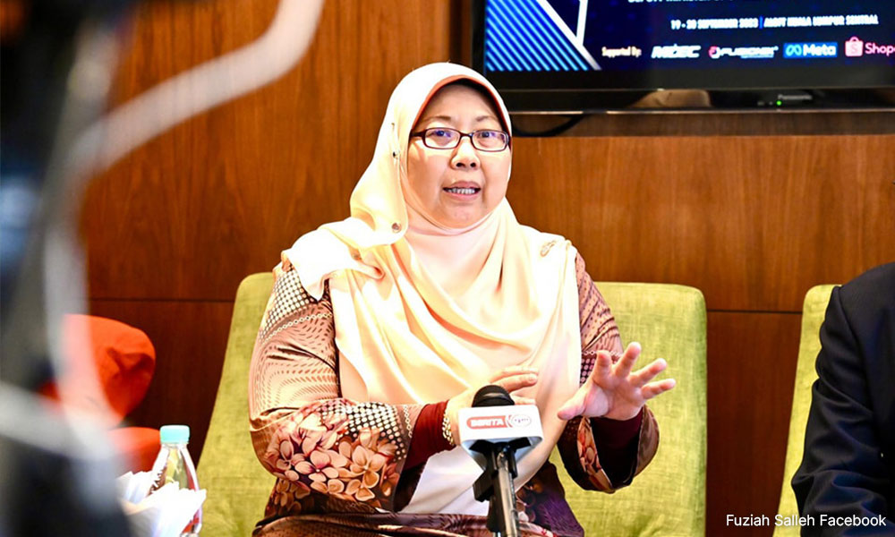 Deputy minister admits high cost of living burdening rakyat