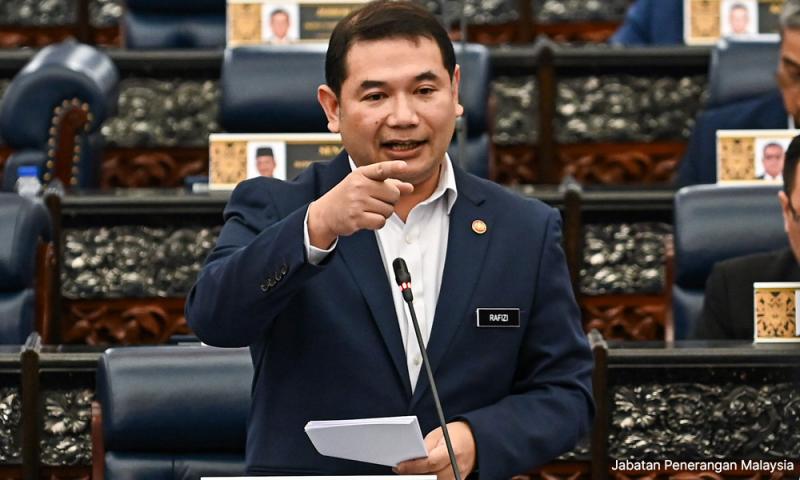 Rafizi kembali ke Dewan Rakyat lepas prosedur stent jantung