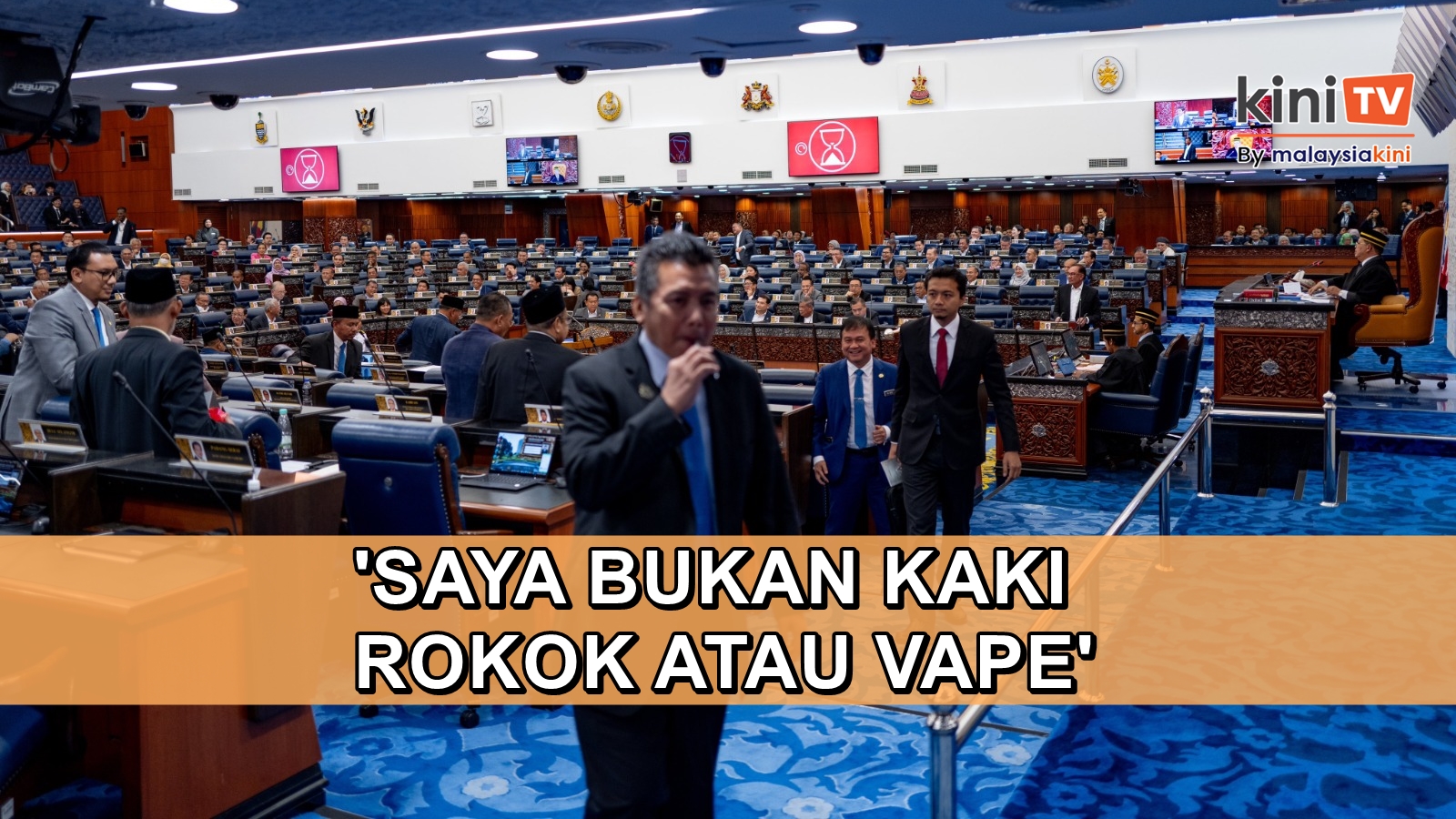 'Saya pegang pen, bukan hisap vape' - Ahli parlimen PN