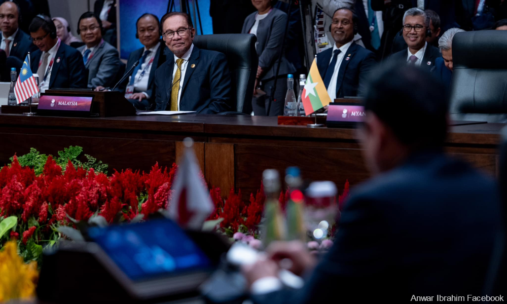 PM proposes enhanced US economic ties at Asean Jakarta summit