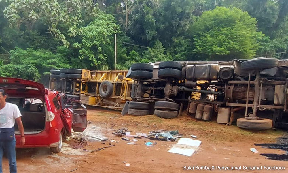 Five family members killed, two survive in Segamat accident
