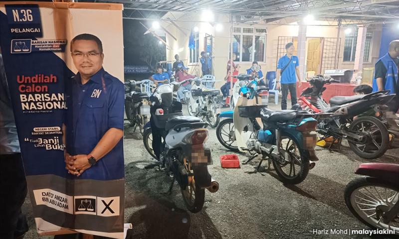 BN beri minyak hitam percuma di Pelangai