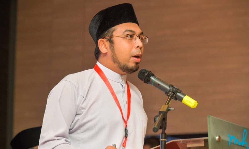 Azhar mahu rangka strategi 'pikat' 2 juta pengundi baru PRU16