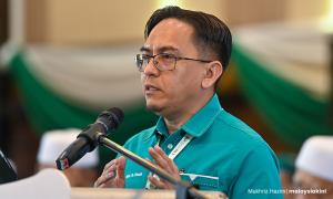 SNAPSHOT | PAS leaders justify Bersatu split; DIGP warns of new drug for e-cigarettes