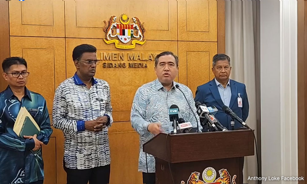 Livid Loke lambasts MYAirline after ministry caught by surprise
