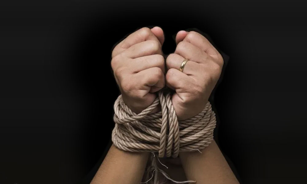 Nanny nearly falls prey to human trafficking syndicate