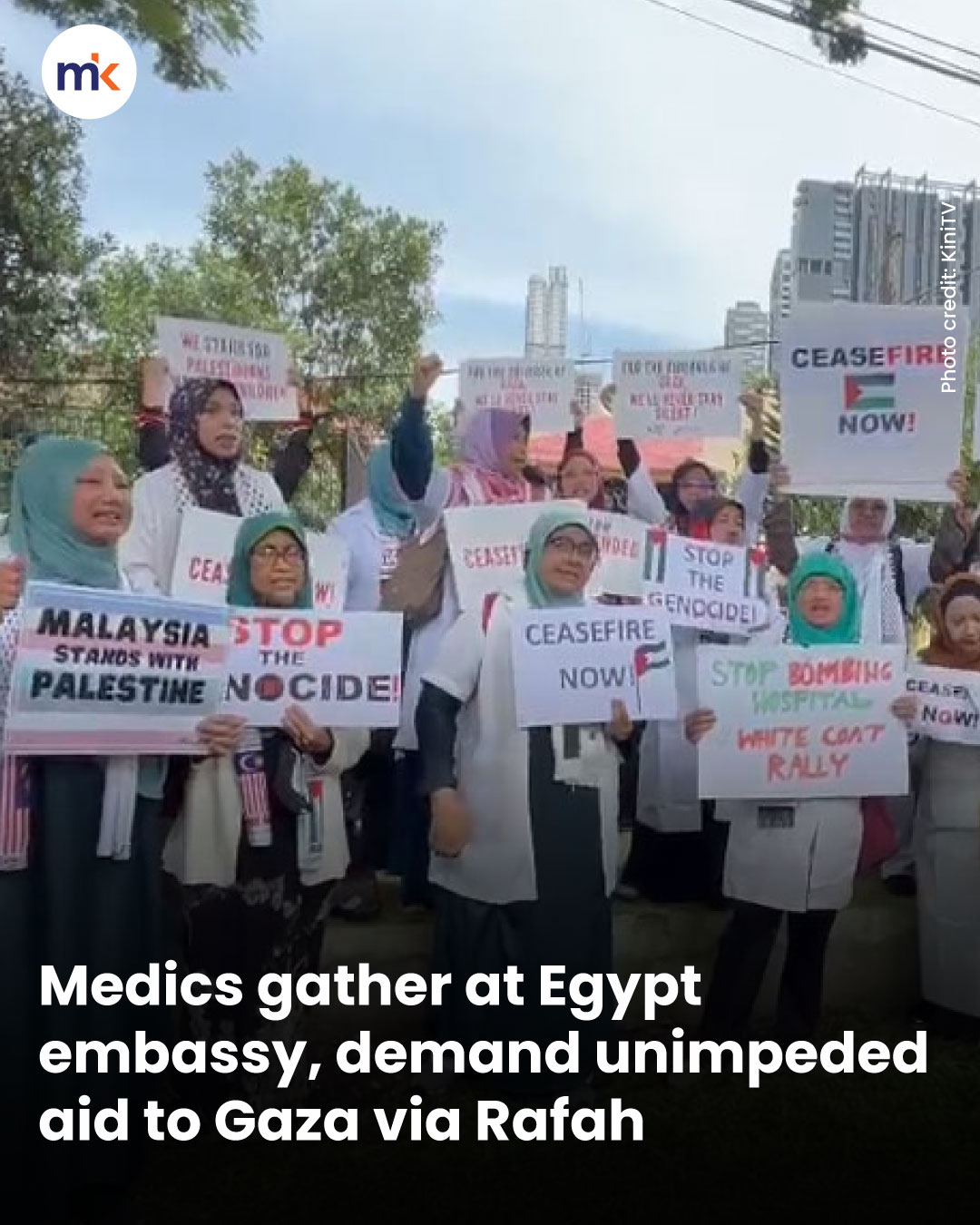 Medics gather at Egypt embassy, demand unimpeded aid to Gaza via Rafah