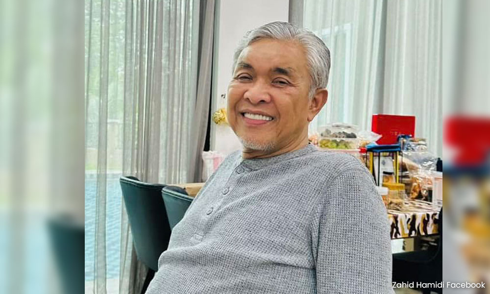 Zahid selesai dibedah, kini masih berehat