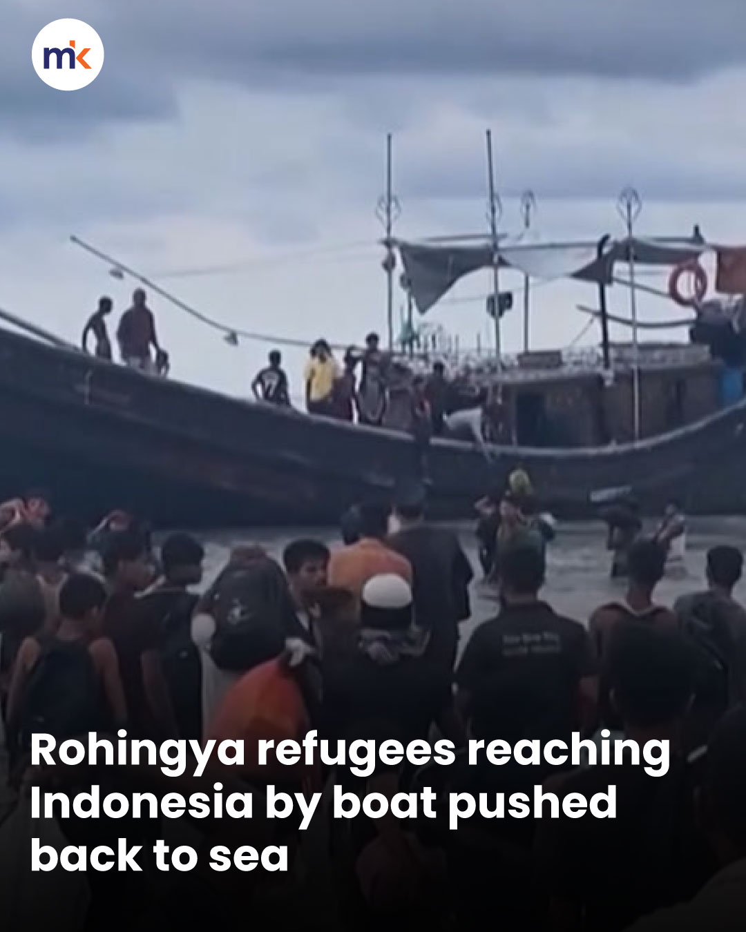 Rohingya refugees reaching Indonesia by boat pushed back to sea