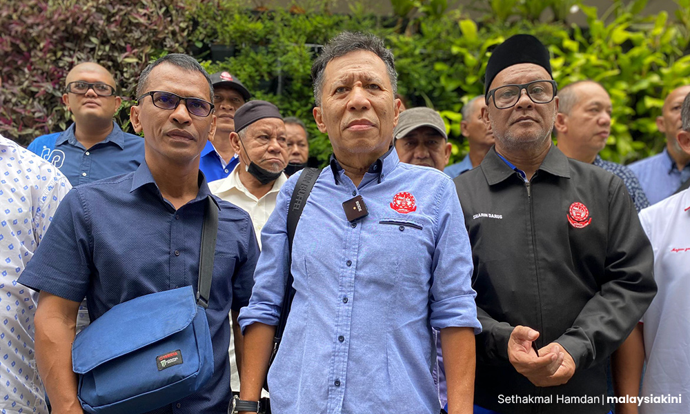 Malay traders join chorus of criticism against local govt polls proposal