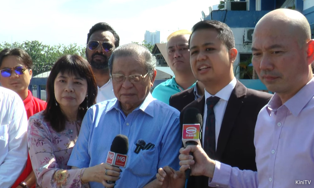 PM bukan Melayu: Polis tanya 27 soalan pada Lim