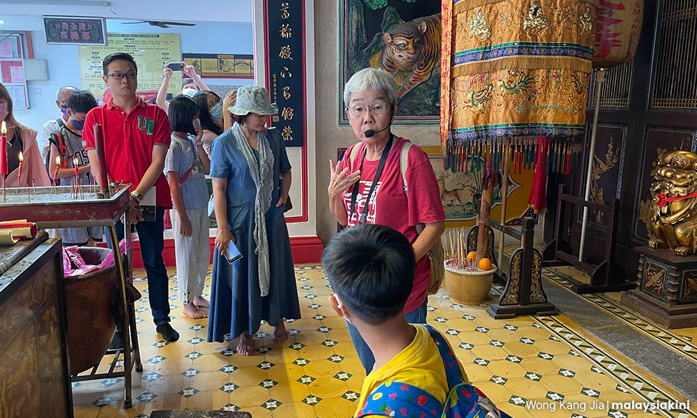 享受在大花园讲故事：访马六甲古迹导览员赖碧清
