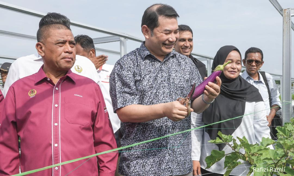 Rafizi feels the heat on reshuffle day - at an IPR farm