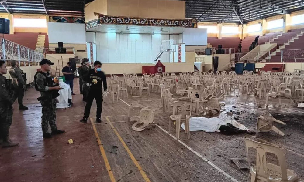 Blast at Catholic mass in Southern Philippines kills 3, injures 9