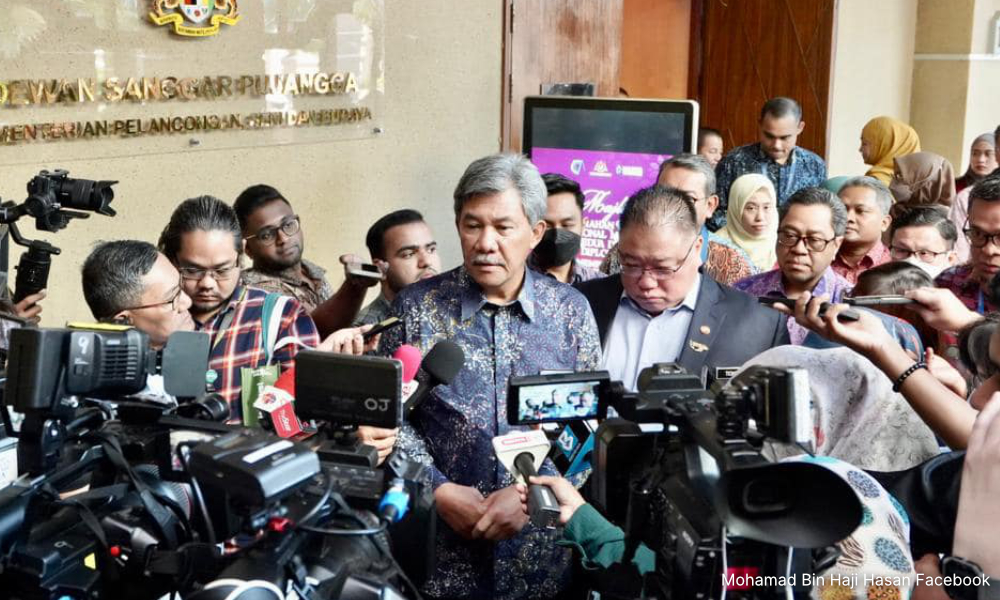 'Ask me about tourism' - Tok Mat dodges Dubai Move poser