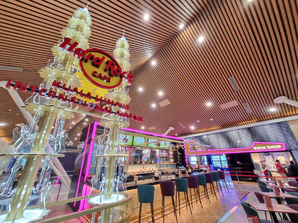 Bright outlook at Malaysia Airports with new and big names establishment - Vimarsana News