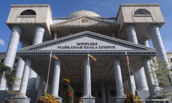 Dua ibu tunggal didakwa pecah amanah wang JMB lebih RM75,000