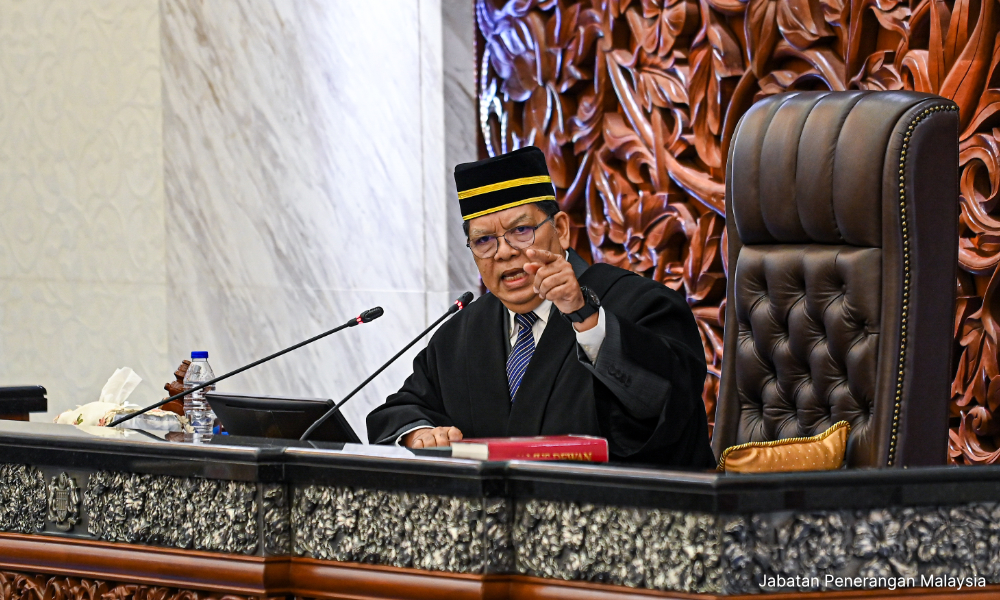 Leave political fights outside Dewan Rakyat, speaker warns MPs