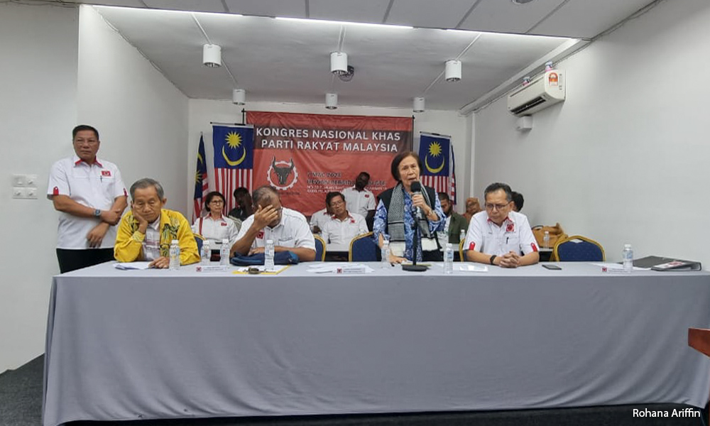 Amidst infighting, ex-PRM chief Rohana claims party presidency