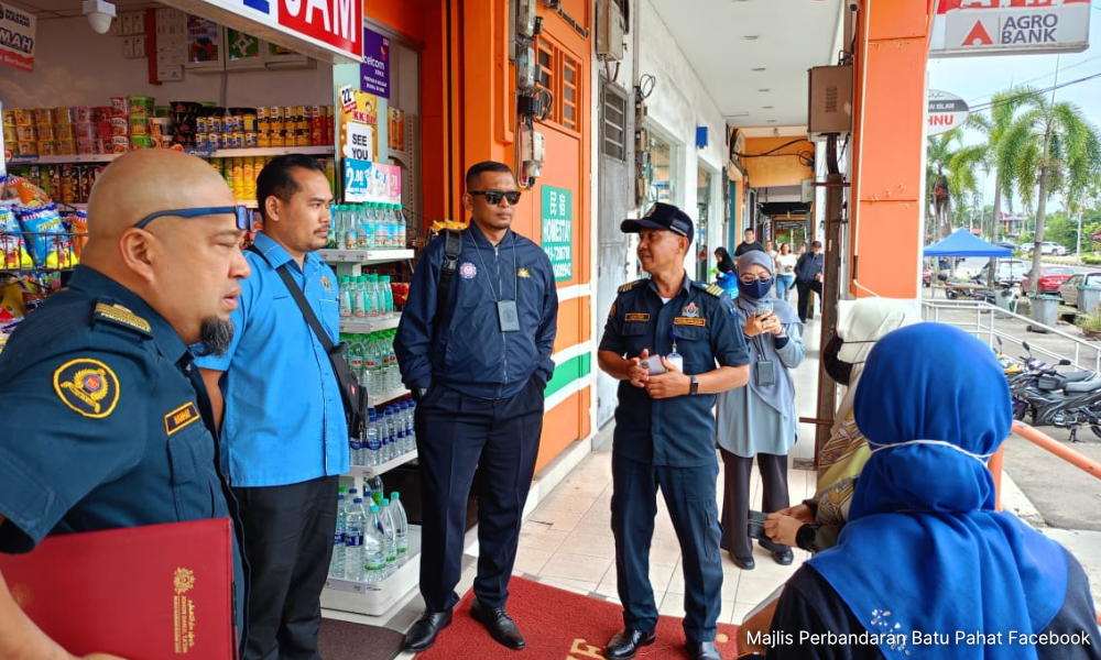 Johor KK Mart stores raided, one ordered to close, compound issued