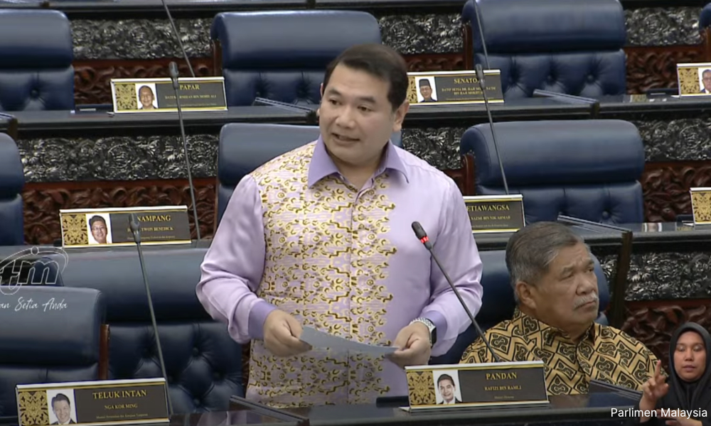 Eradicating hardcore poverty doesn't mean zero poverty: Rafizi