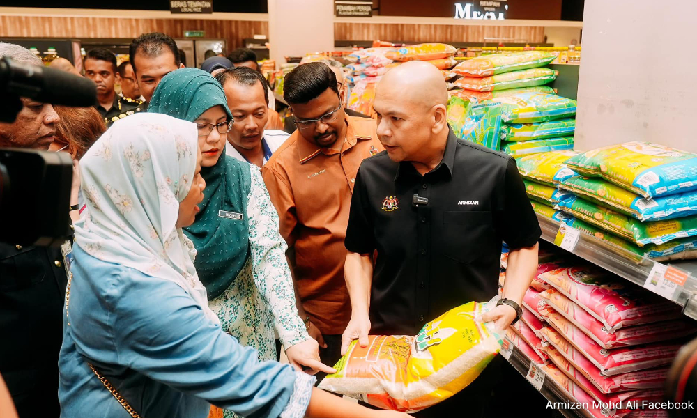 Jangan buat spekulasi harga barangan akan naik, kata menteri KPDN