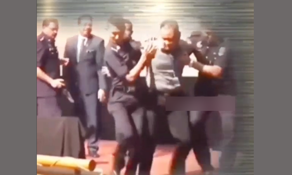 MCMC calls up news portal to explain 'negative' civil servants video