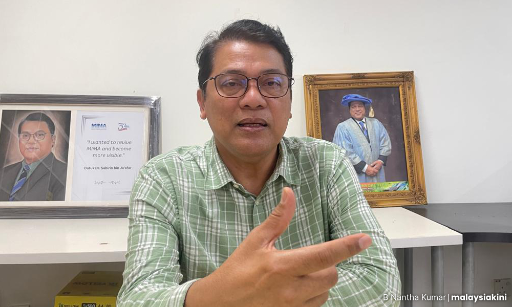 Forcing Bersatu turncoat reps to quit is illegal - expert