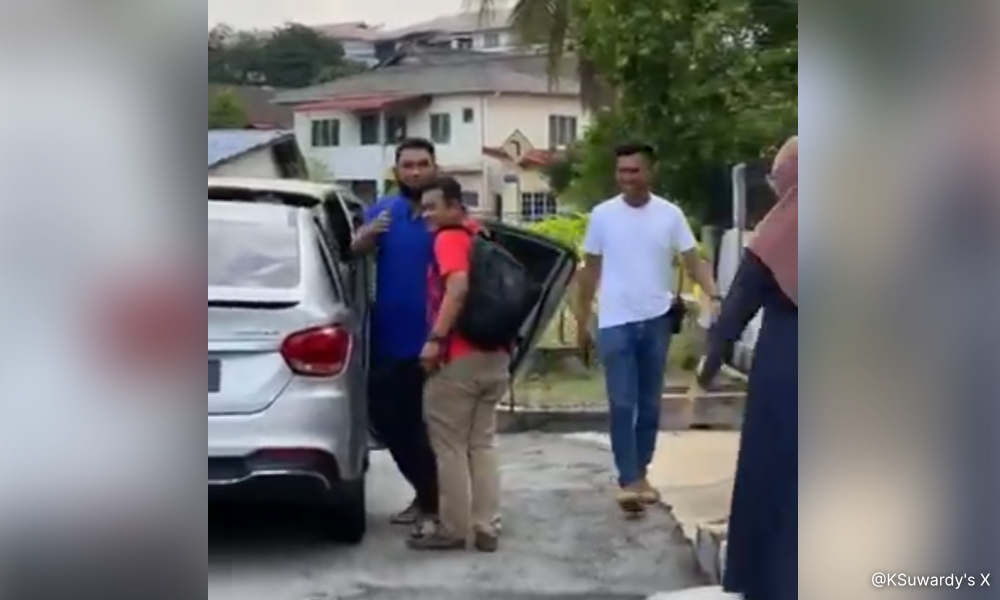 Papagomo arrested for remarks against Agong - IGP
