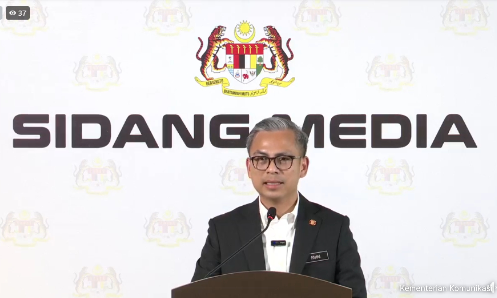 Fahmi slams Meta for removing 'PM meeting Hamas' news content