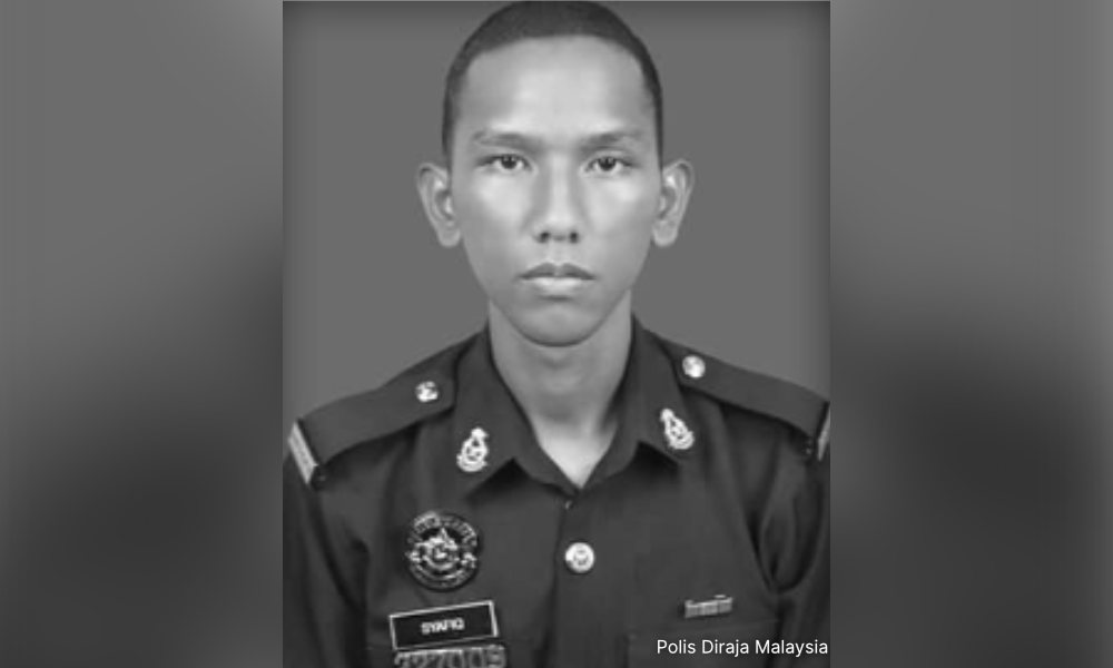 Visitors throng home of slain cop to pay their respects