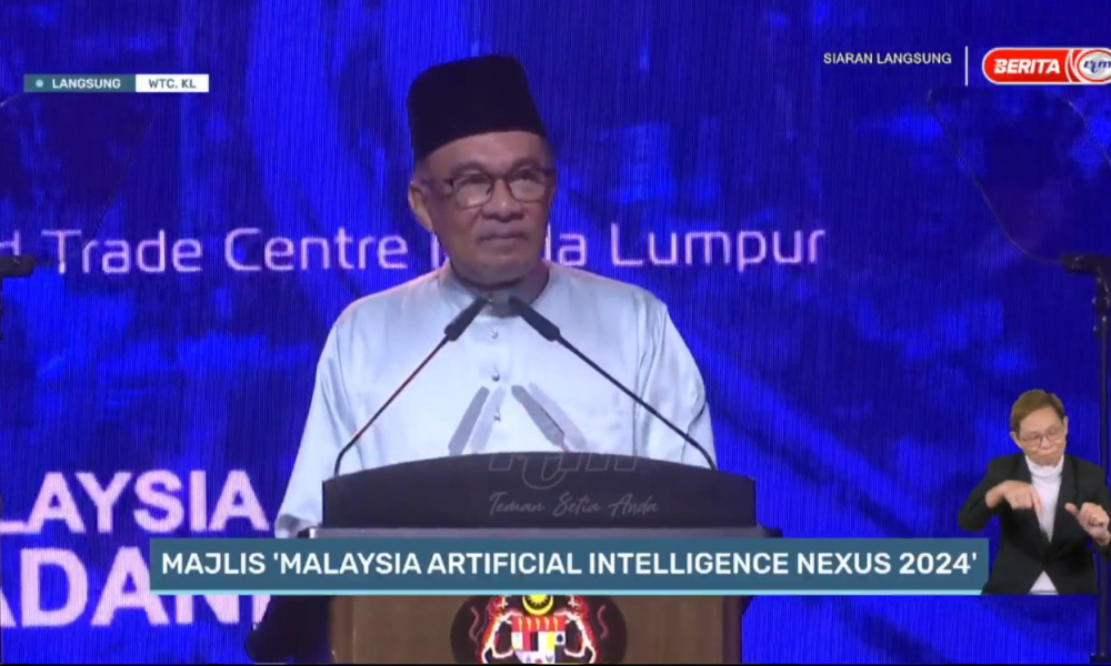 Pelajar IPT dapat akses maklumat kerajaan, agensi dalam dua minggu, kata Anwar