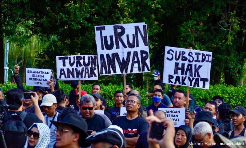 Polis akan panggil penganjur, individu himpunan anti-Anwar