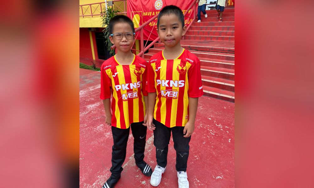 'Upin & Ipin' break piggy bank to help Selangor FC pay fine | Malaysiakini