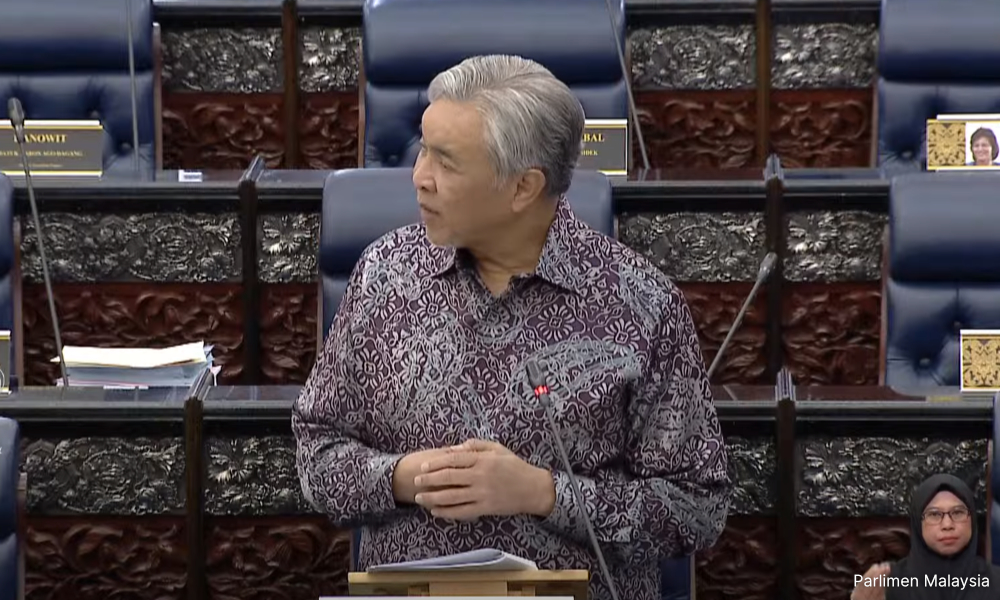 Zahid: Lebih banyak syarikat bukan bumiputera mempunyai sijil halal
