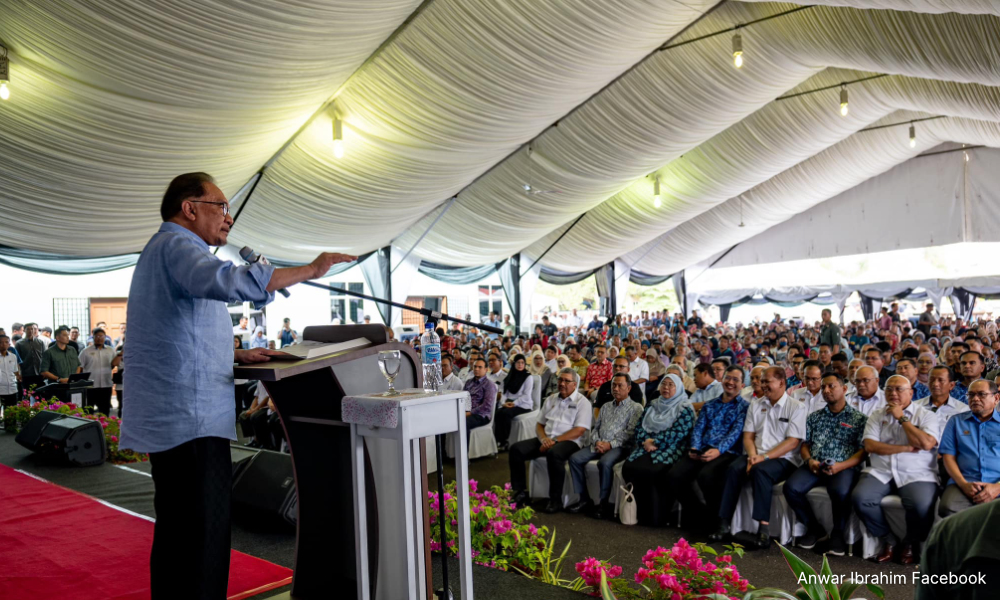 Ministers, senior govt officials must seriously monitor village conditions: PM