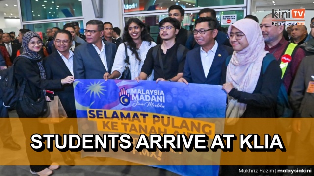 More than 120 Malaysian students arrive at KLIA from Bangladesh