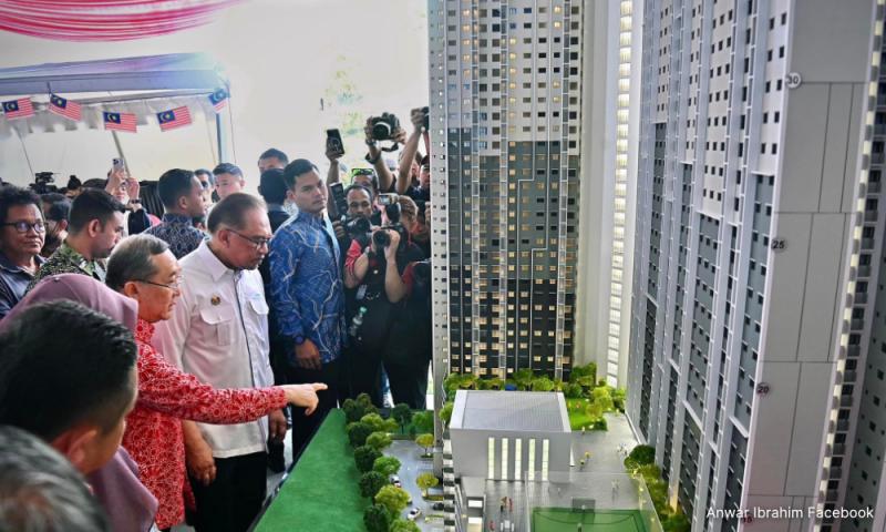 PM rebuffs dirty, congested gripes on Suria Madani housing project