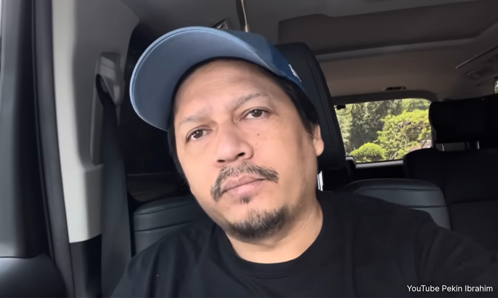 Pekin nafi permainkan nama Hadi, Nik Aziz