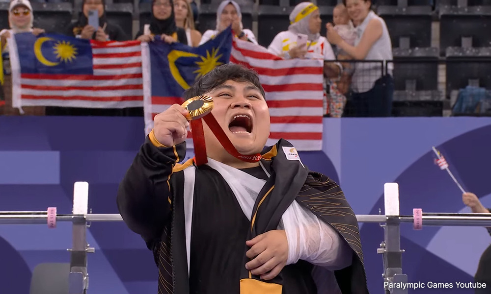 Bonnie raih emas, pecah rekod dunia acara powerlifting